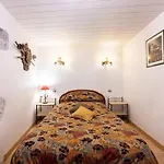Chaleureux A Annecy, 63 M², Cheminee Apartmán
