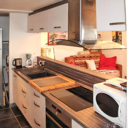 Chaleureux A 63 M² Cheminee *