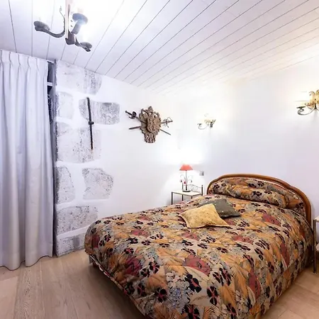 Chaleureux A 63 M² Cheminee