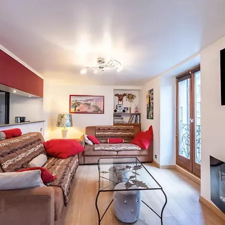 شقة Chaleureux A Annecy, 63 M², Cheminee *